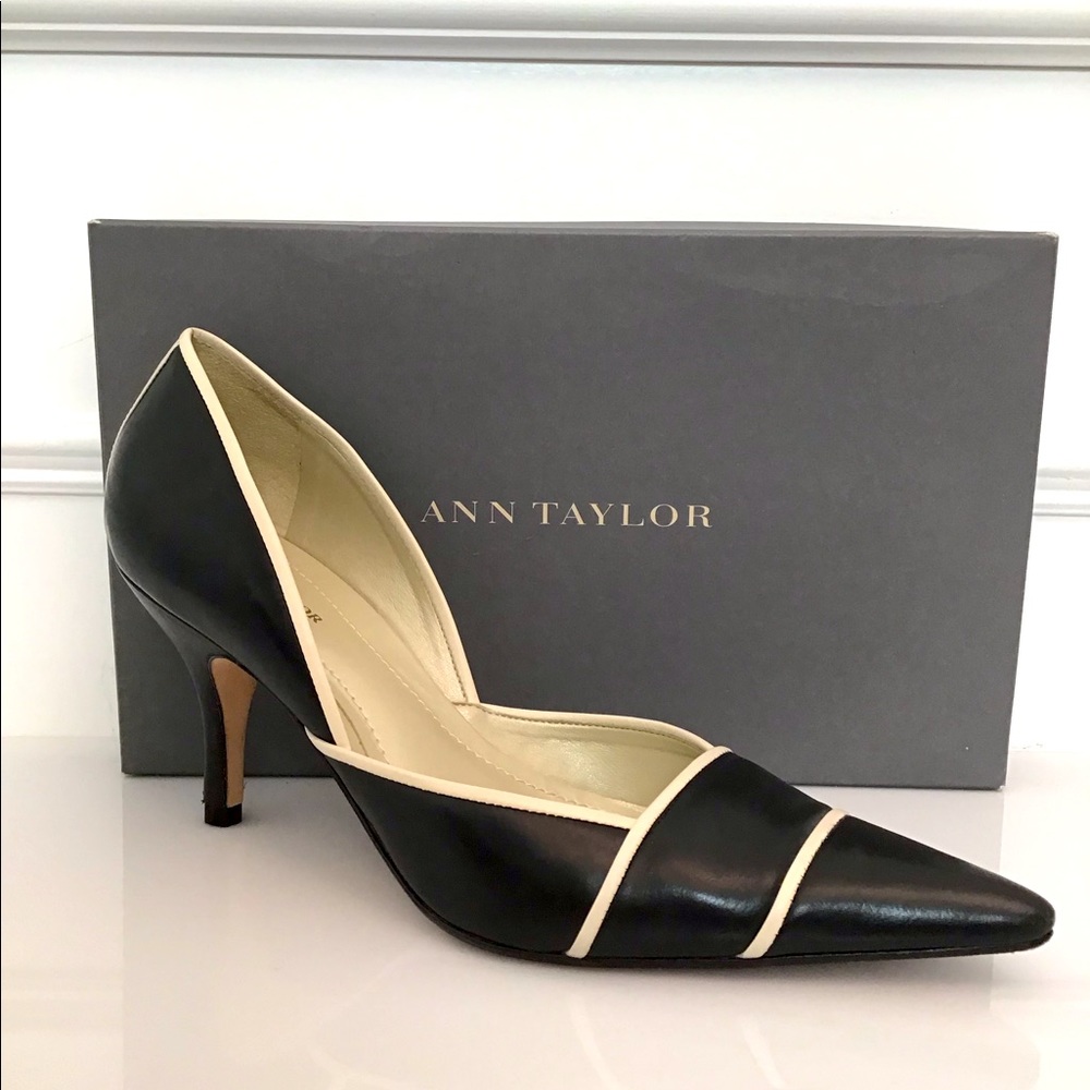 Ann Taylor black/ivory leather kitten heels